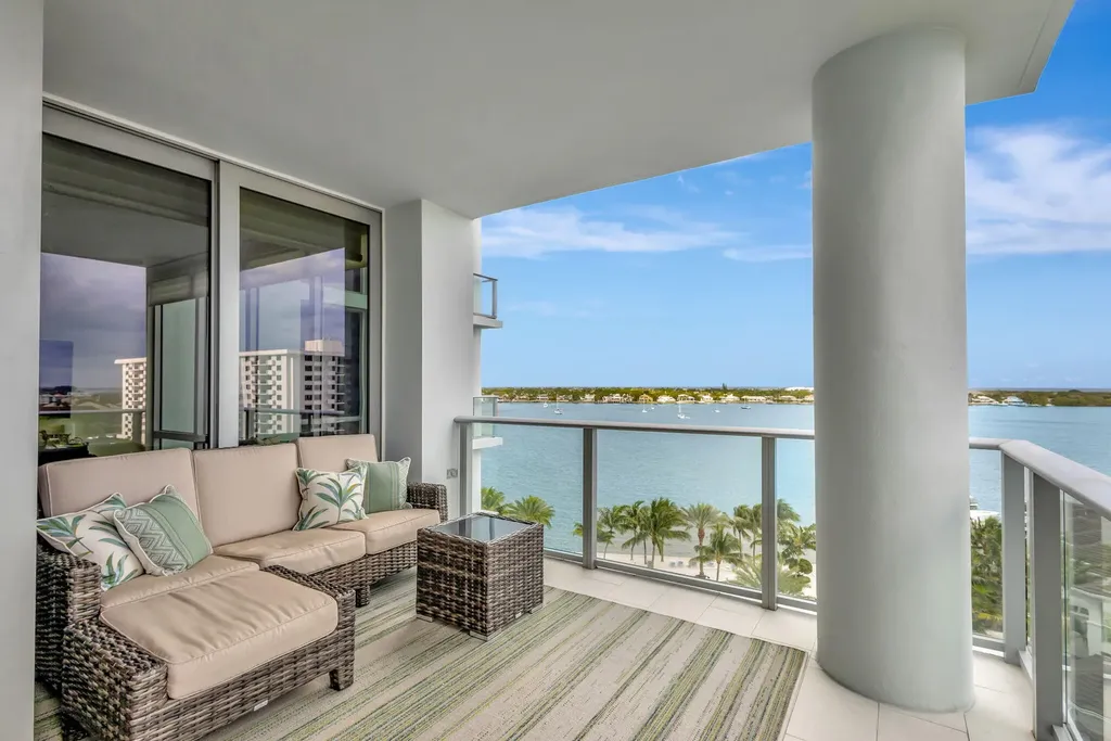 2 Water Club Way North Palm Beach FL 33408
