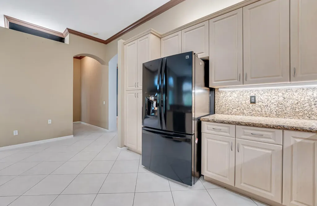 7932 Seagrape Shores Drive Lake Worth FL 33467