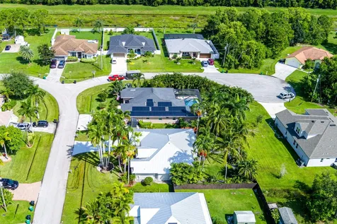 5411 NW Cromey Street Port St Lucie FL 34986