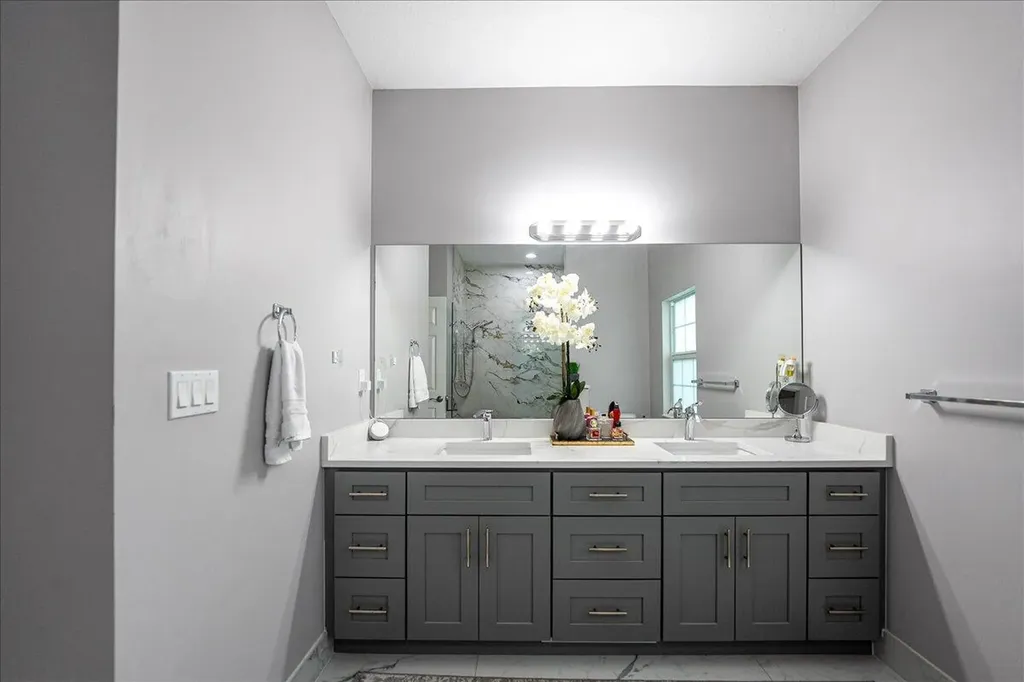 448 SW Vista Lake Drive Port St Lucie FL 34953