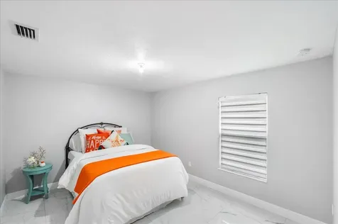 448 SW Vista Lake Drive Port St Lucie FL 34953