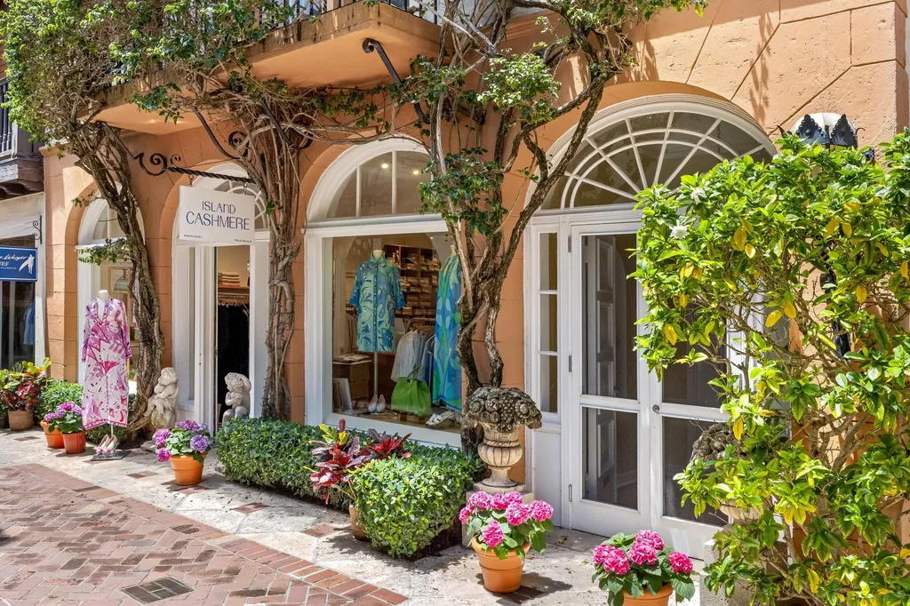 9 Via Parigi Palm Beach FL 33480