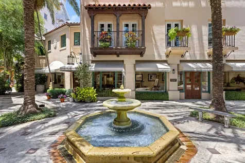 9 Via Parigi Palm Beach FL 33480