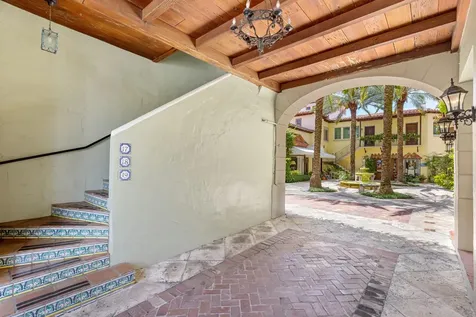 9 Via Parigi Palm Beach FL 33480