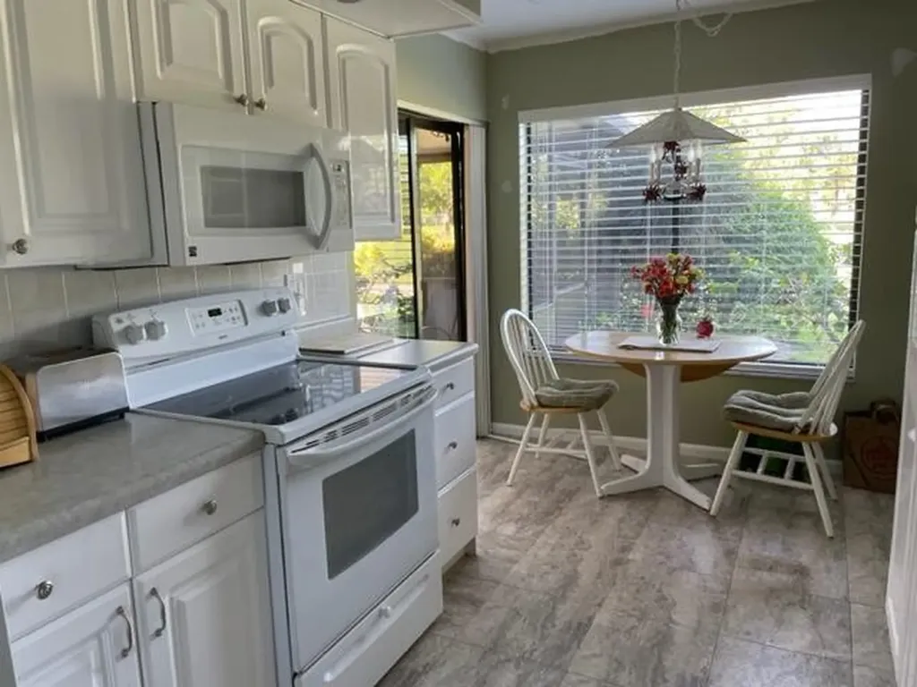 36 Ironwood Way N Palm Beach Gardens FL 33418