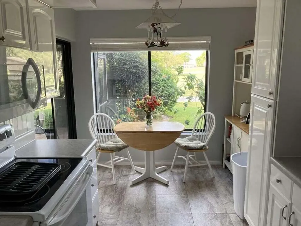 36 Ironwood Way N Palm Beach Gardens FL 33418