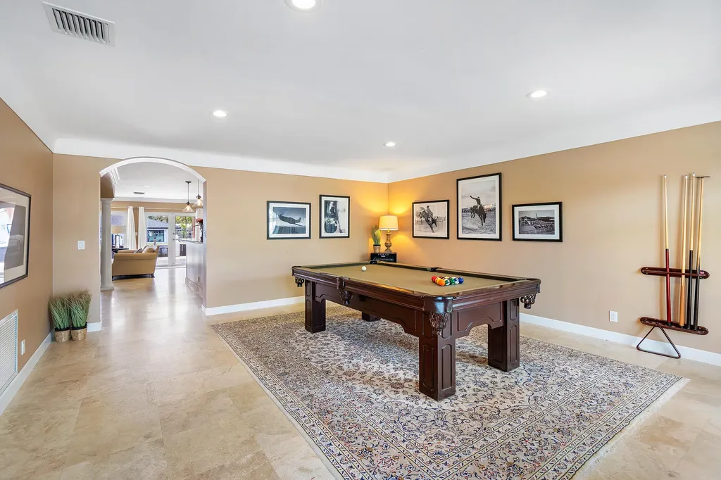41 Castle Harbor Island Fort Lauderdale FL 33308