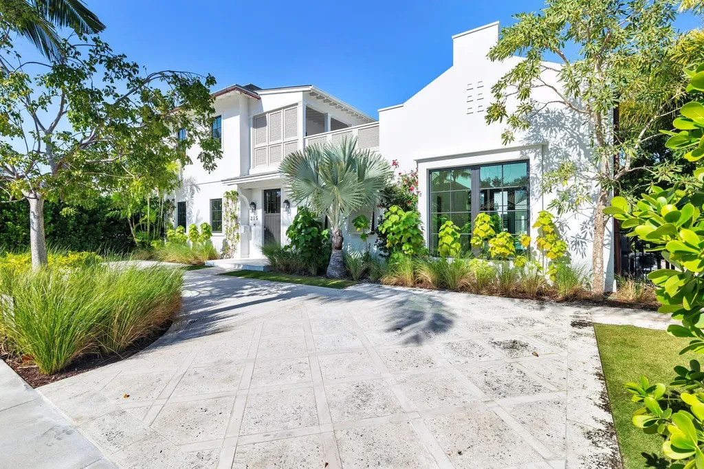 215 Summa Street West Palm Beach FL 33405