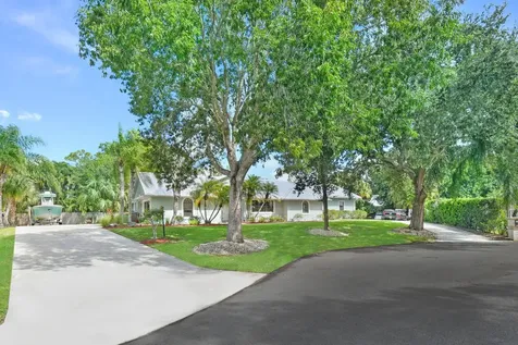 1225 SW Magnolia Bluff Drive Palm City FL 34990