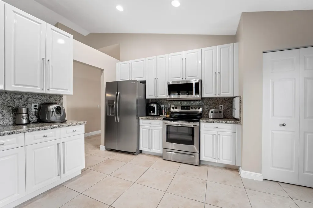 5658 S Fountains Drive Lake Worth FL 33467