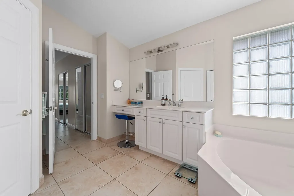 5658 S Fountains Drive Lake Worth FL 33467