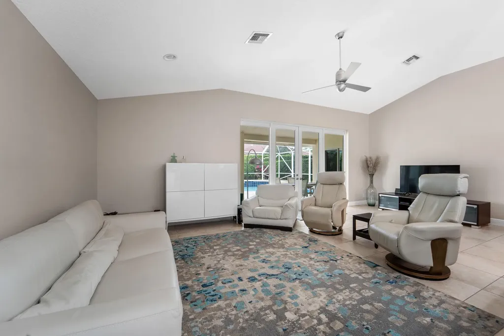 5658 S Fountains Drive Lake Worth FL 33467