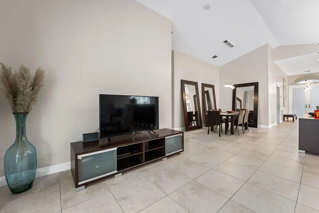 5658 S Fountains Drive Lake Worth FL 33467