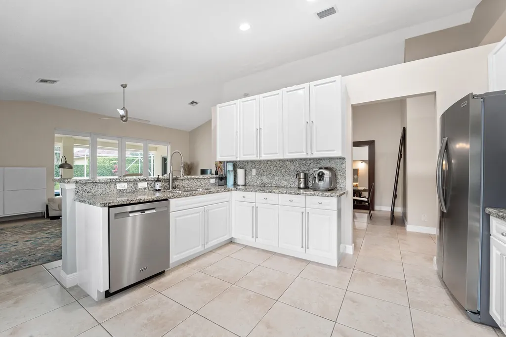 5658 S Fountains Drive Lake Worth FL 33467