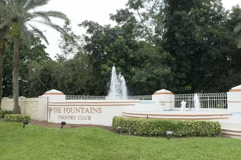 5658 S Fountains Drive Lake Worth FL 33467