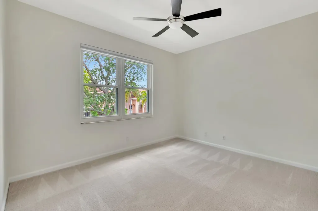 40 Country Lake Circle Boynton Beach FL 33436