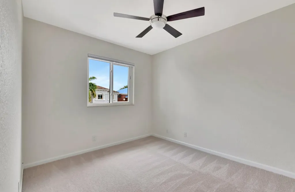 40 Country Lake Circle Boynton Beach FL 33436
