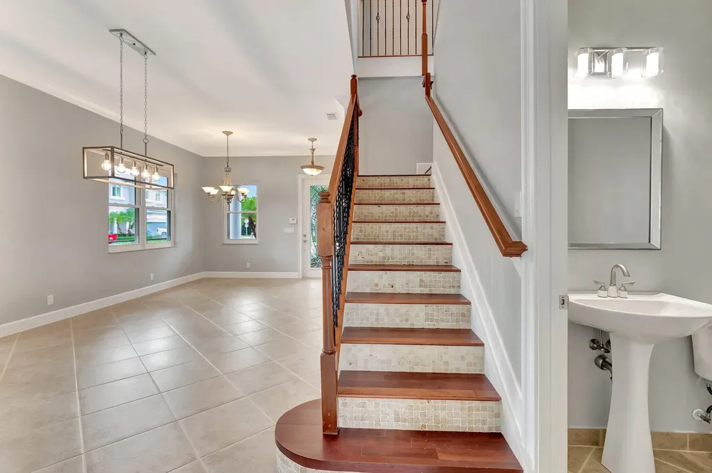 40 Country Lake Circle Boynton Beach FL 33436