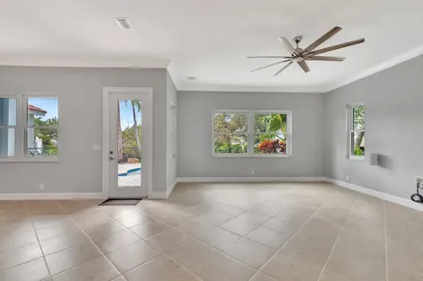 40 Country Lake Circle Boynton Beach FL 33436