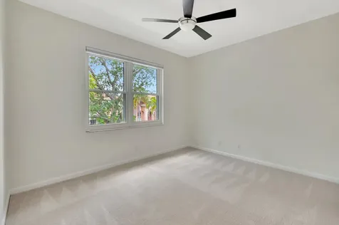 40 Country Lake Circle Boynton Beach FL 33436