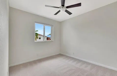 40 Country Lake Circle Boynton Beach FL 33436