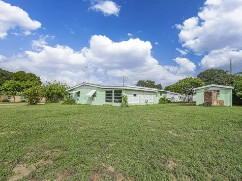 2448 1st Court SE Vero Beach FL 32962