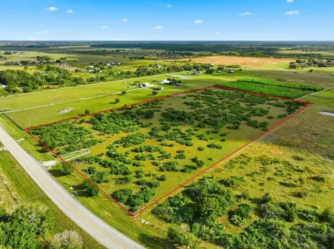 12240 NE 56th Avenue Okeechobee FL 34972