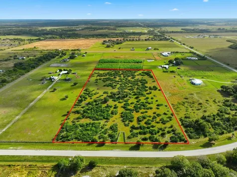 12240 NE 56th Avenue Okeechobee FL 34972