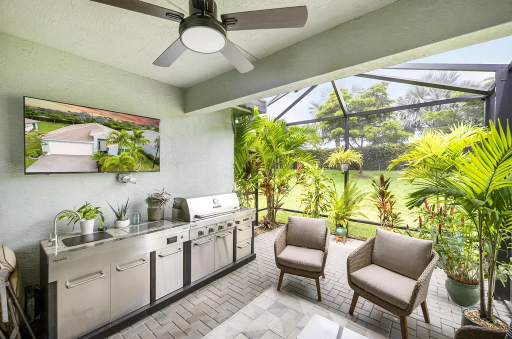11423 SW Hawkins Terrace Port St Lucie FL 34987