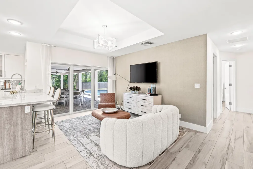 2367 Queen Palm Road Boca Raton FL 33432