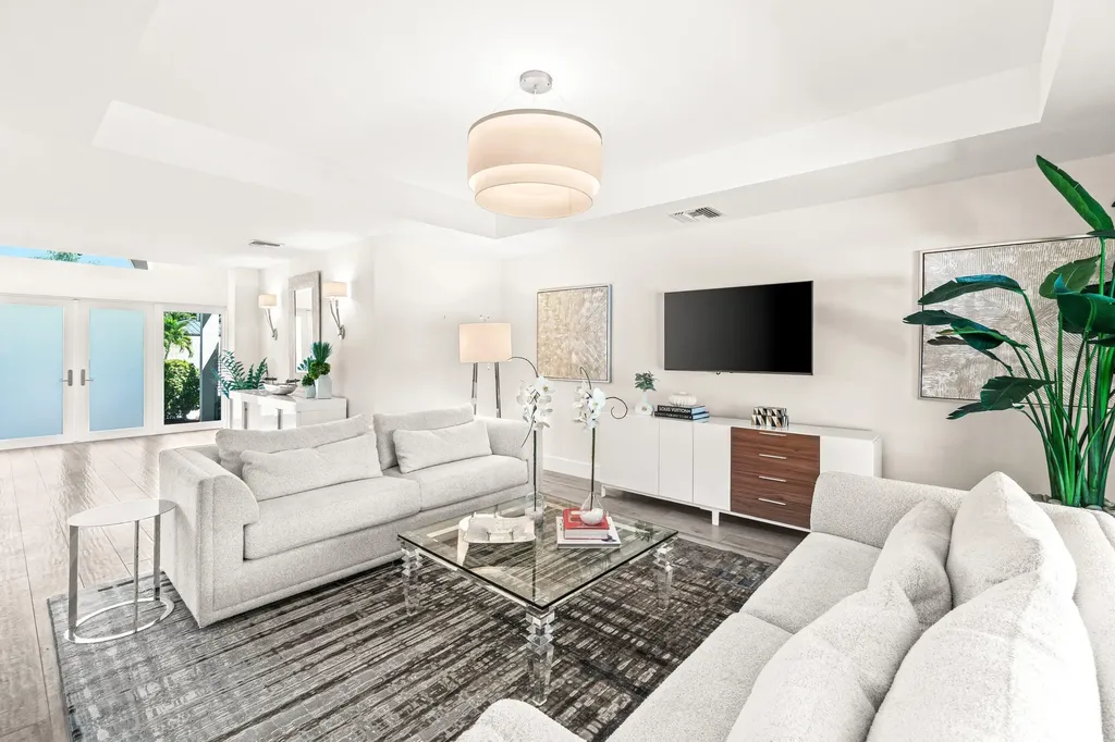 2367 Queen Palm Road Boca Raton FL 33432