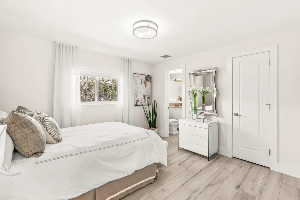 2367 Queen Palm Road Boca Raton FL 33432