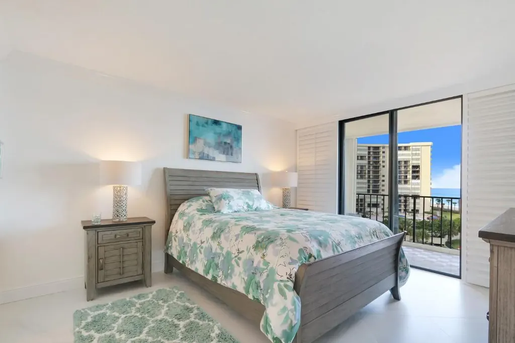 100 Ocean Trail Way Jupiter FL 33477