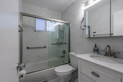 4915 NW 52nd Court Tamarac FL 33319