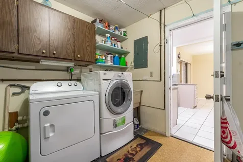 4915 NW 52nd Court Tamarac FL 33319