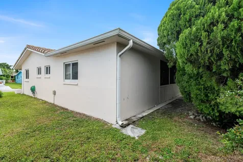 4915 NW 52nd Court Tamarac FL 33319