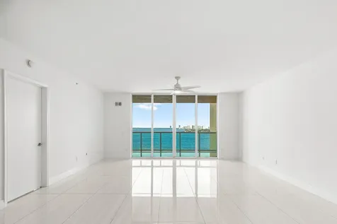 2650 Lake Shore Drive Riviera Beach FL 33404