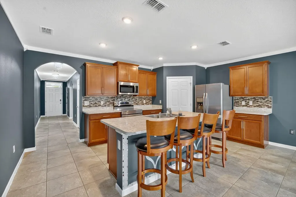 280 Falls Church Street SW Palm Bay FL 32908