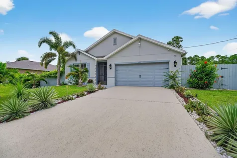 280 Falls Church Street SW Palm Bay FL 32908