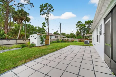 280 Falls Church Street SW Palm Bay FL 32908