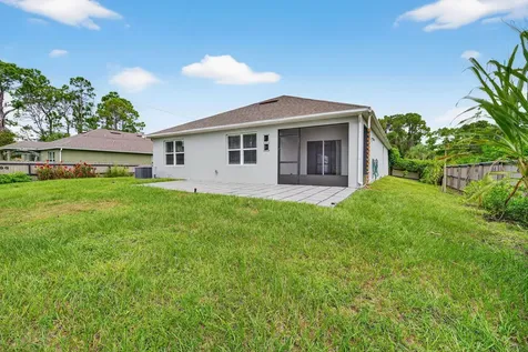 280 Falls Church Street SW Palm Bay FL 32908