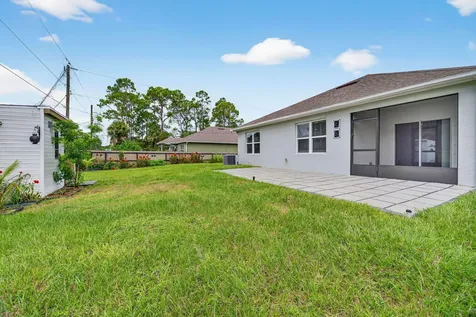 280 Falls Church Street SW Palm Bay FL 32908