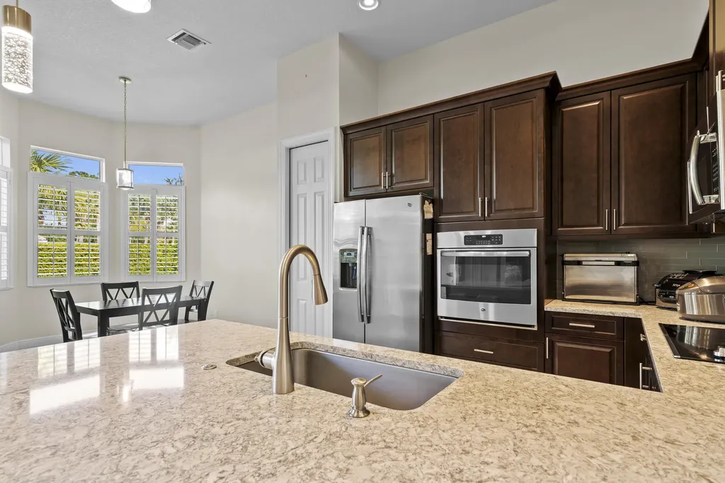 10937 SW Visconti Way Port St Lucie FL 34986