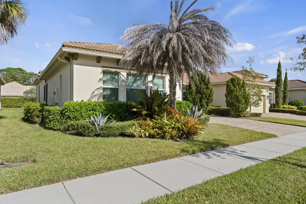 10937 SW Visconti Way Port St Lucie FL 34986