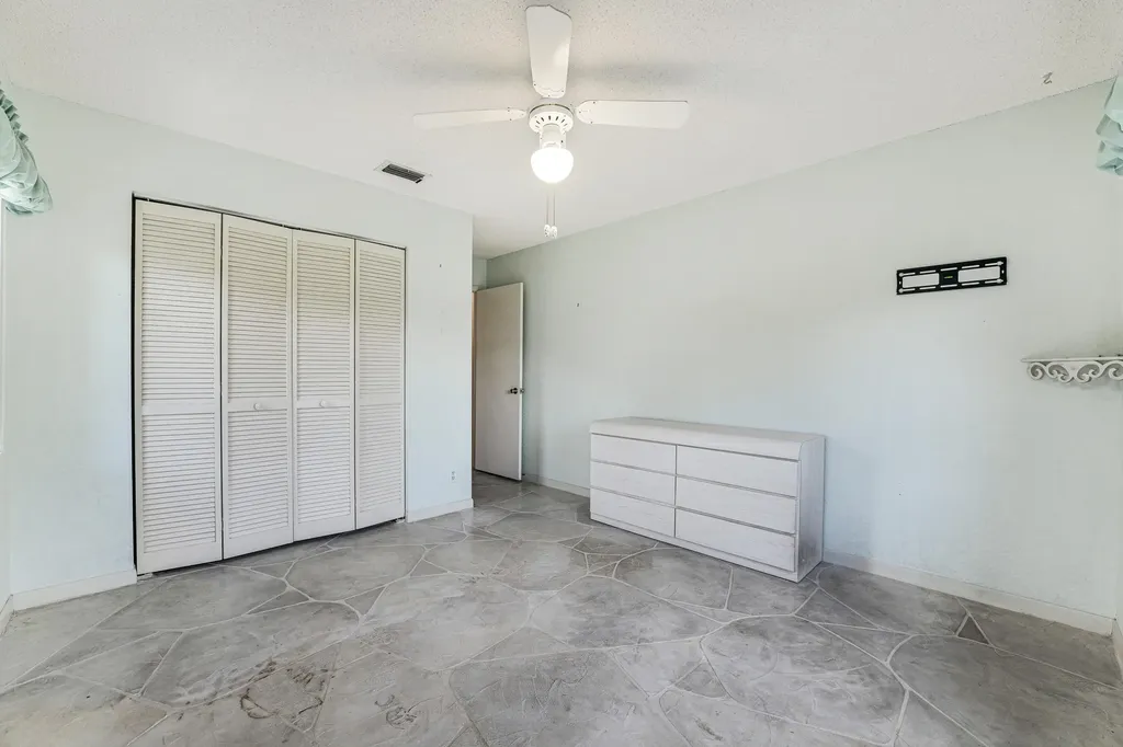 8421 Bonita Isle Drive Lake Worth FL 33467
