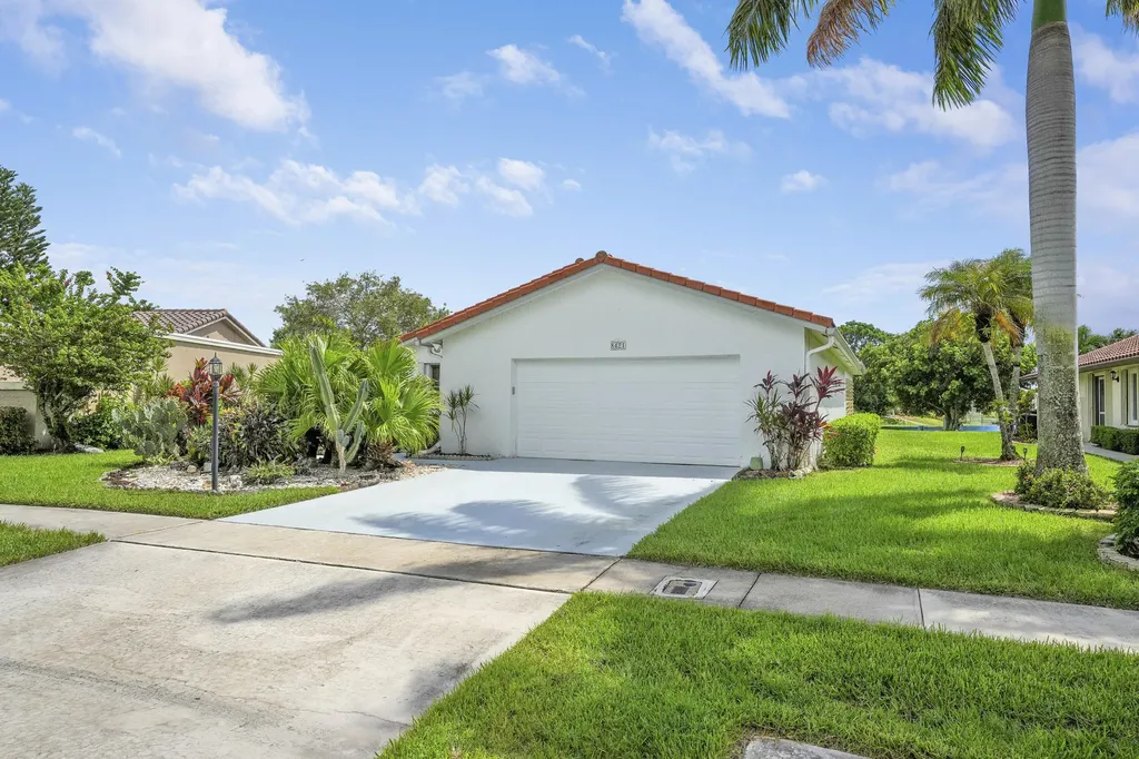 8421 Bonita Isle Drive Lake Worth FL 33467