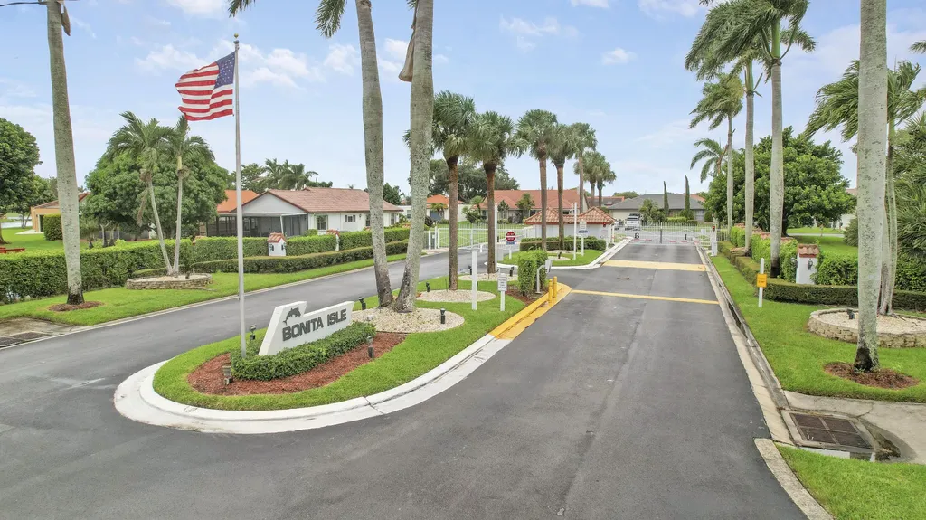 8421 Bonita Isle Drive Lake Worth FL 33467