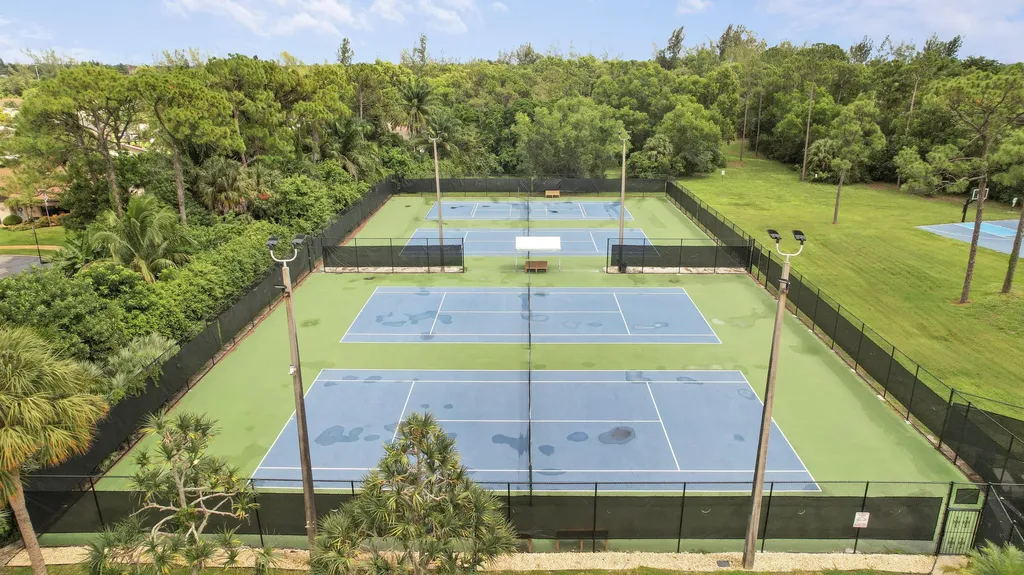 8421 Bonita Isle Drive Lake Worth FL 33467