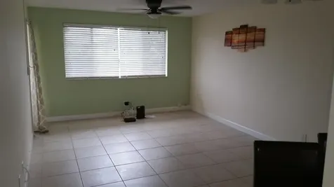 2534 Garden Drive S Lake Worth FL 33461