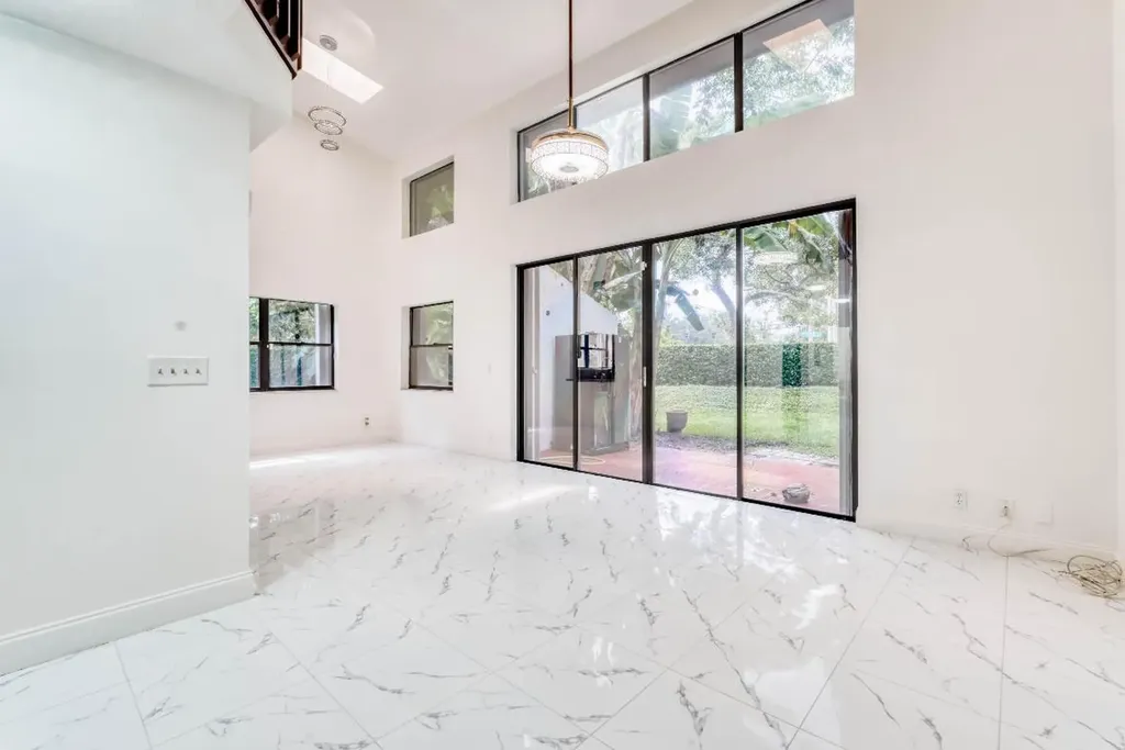 101 Fairway Lane Royal Palm Beach FL 33411